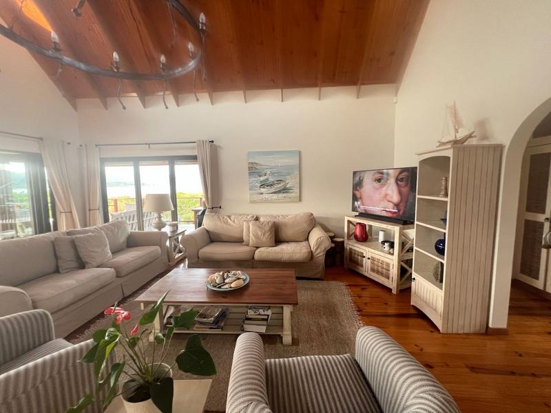 To Let 4 Bedroom Property for Rent in Sedgefield Central Western Cape